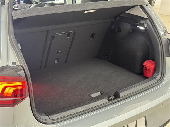 2025 Volkswagen Golf Life