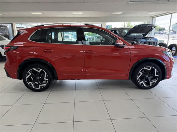 New Volkswagen Tiguan TSI R-Line