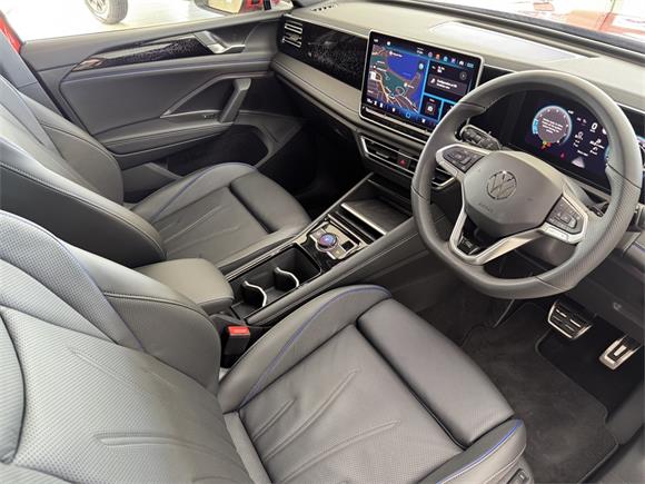 New Volkswagen Tiguan TSI R-Line