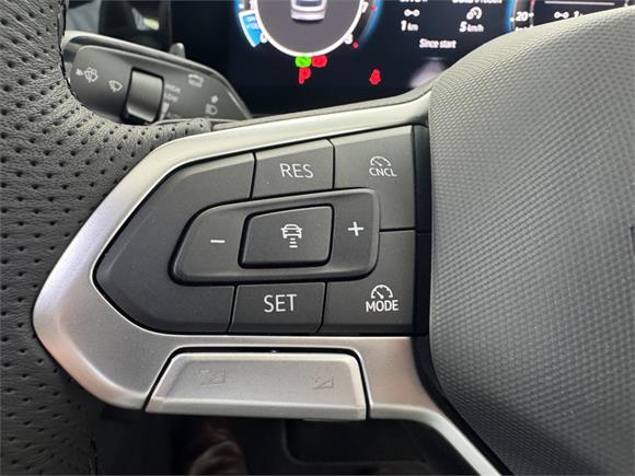 New Volkswagen Tiguan TSI R-Line