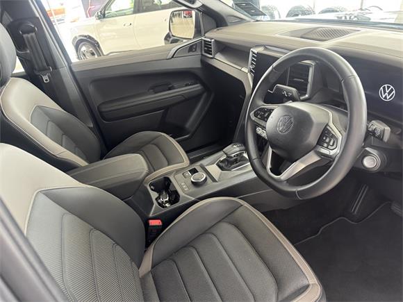 2025 Volkswagen Amarok Aventura