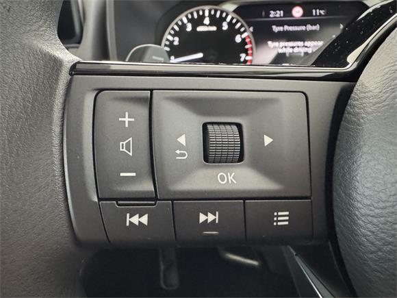 New Nissan Qashqai ST-L