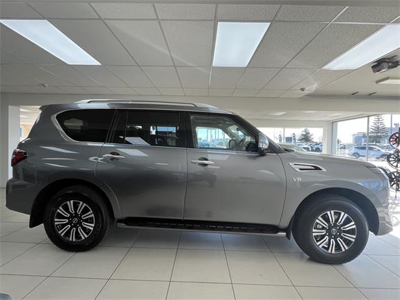 New Nissan Patrol V8 Ti-L