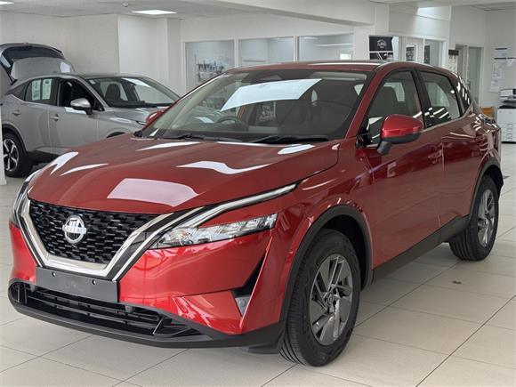 New Nissan Qashqai ST 1.3L Turbo