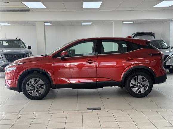 New Nissan Qashqai ST 1.3L Turbo
