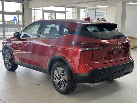 New Nissan Qashqai ST 1.3L Turbo