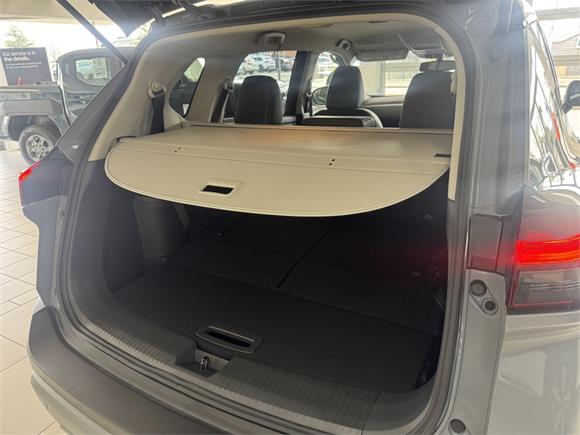 New Nissan X-Trail ST-L 4WD 7 Seats