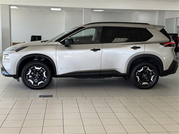 New Nissan X-Trail N-Trek e-Power ST-L