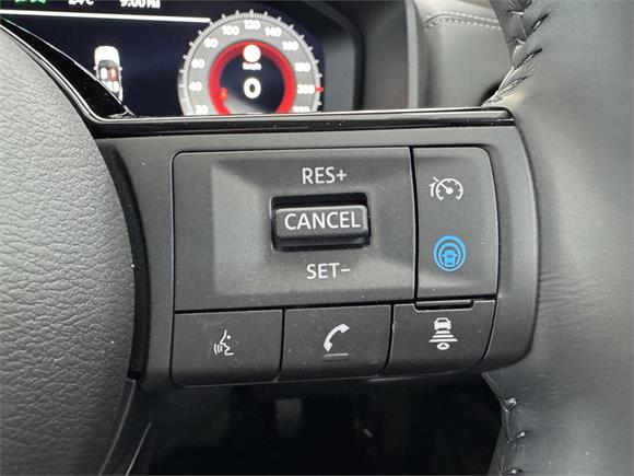 New Nissan X-Trail N-Trek e-Power ST-L