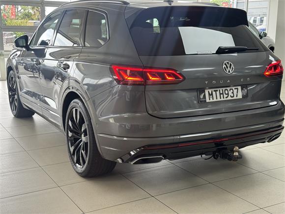 2020 Volkswagen Touareg V6S