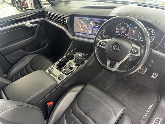 2020 Volkswagen Touareg V6S