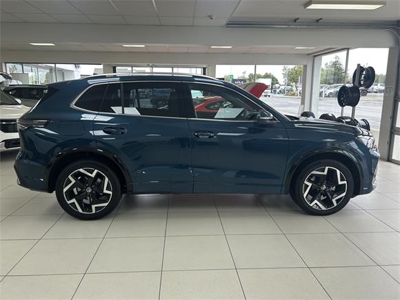 2024 Volkswagen Tiguan TSI R-Line