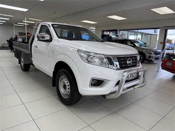 Nissan Navara RX 2.3D/6MT/CC/2DR/2 2019