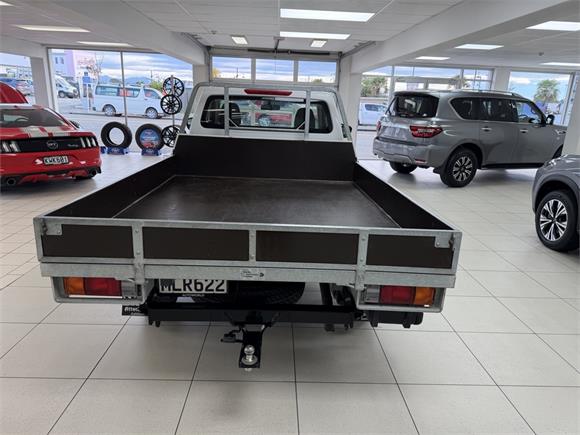 2019 Nissan Navara RX 2.3D/6MT/CC/2DR/2