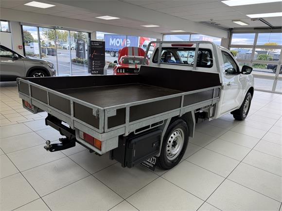 2019 Nissan Navara RX 2.3D/6MT/CC/2DR/2