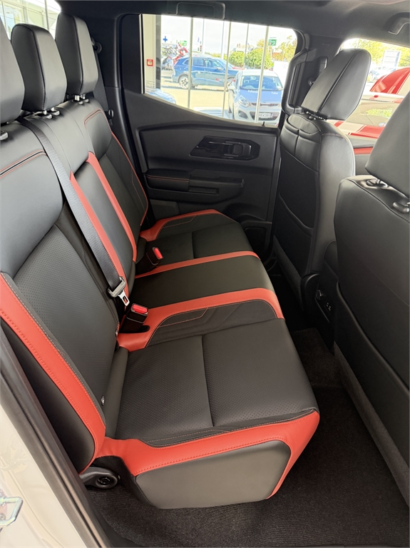 New Nissan Navara Pro-4X 4WD D/Cab 2.4 Dsl