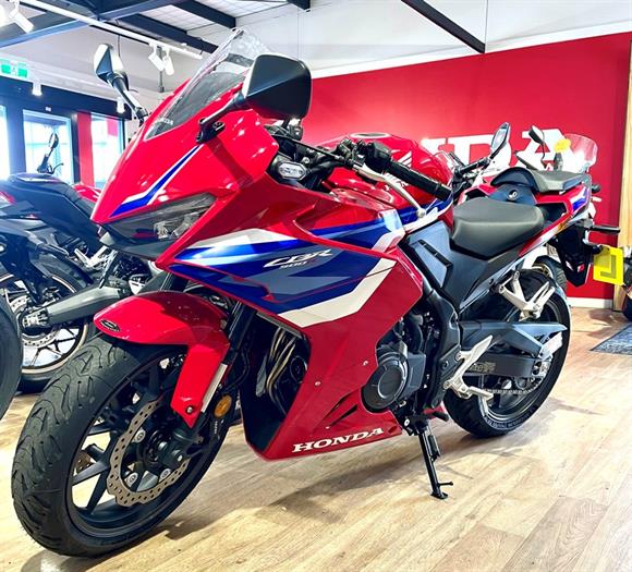 Honda CBR500R E-Clutch 2026