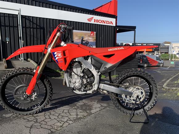 New Honda CRF450R DEMO-SALE $1500 OFF