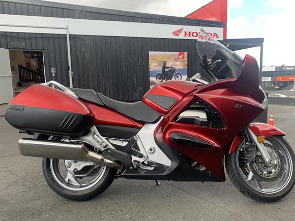 Honda ST1300 2008