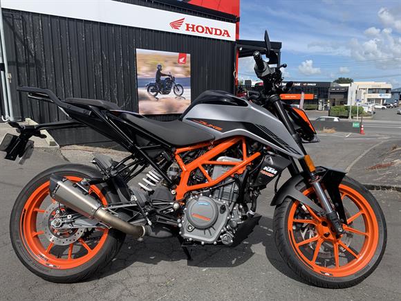 KTM 390 2021