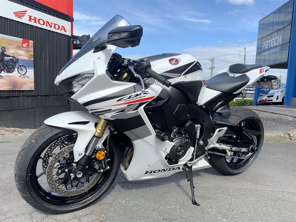 New Honda CBR1000RR