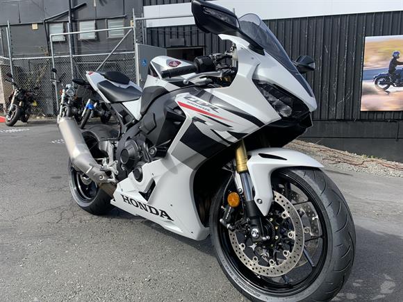 New Honda CBR1000RR