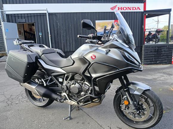 Honda NT1100 Manual 2022