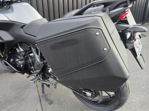 2022 Honda NT1100 Manual
