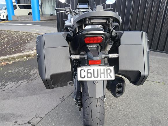 2022 Honda NT1100 Manual