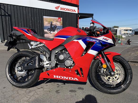 Honda CBR600RR 2024