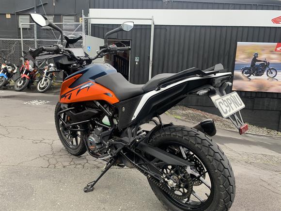 2022 KTM 390 Adventure