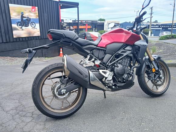 2022 Honda CB300R