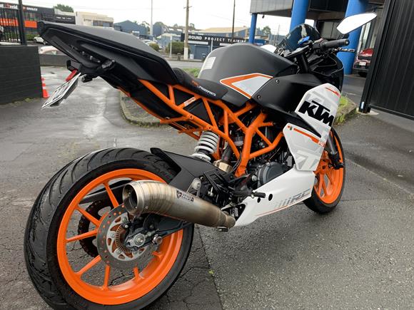 2016 KTM 390