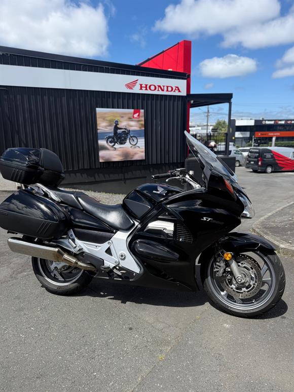 Honda ST1300 1300 2010