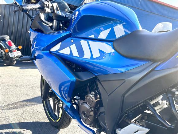 2020 Suzuki GSX250FR FRLZL9