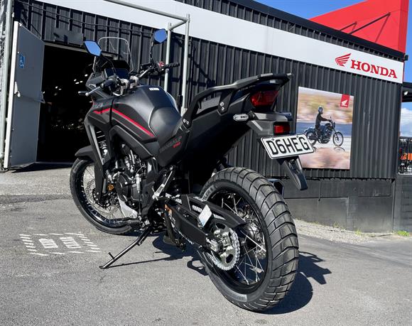New Honda XL750 TRANSALP E-CLUTCH