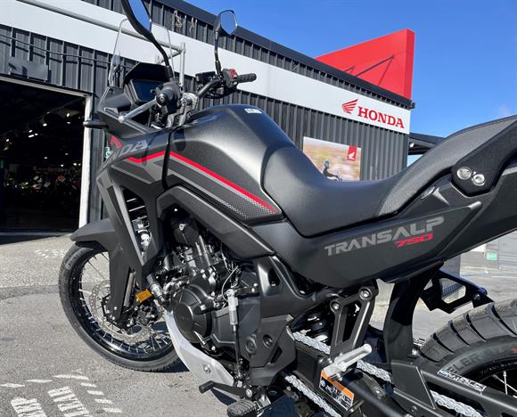 New Honda XL750 TRANSALP E-CLUTCH