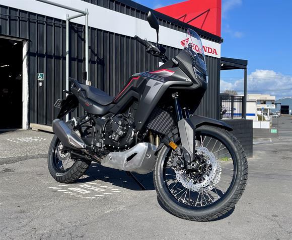 New Honda XL750 TRANSALP E-CLUTCH