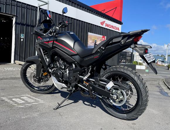 New Honda XL750 TRANSALP E-CLUTCH