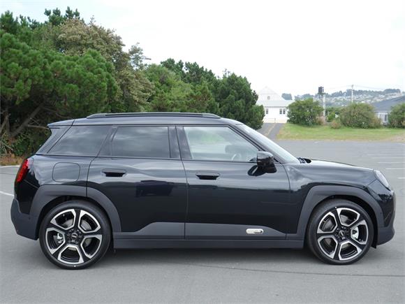 New MINI Aceman SE