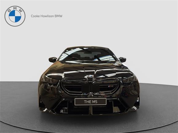 New BMW M5 PHEV