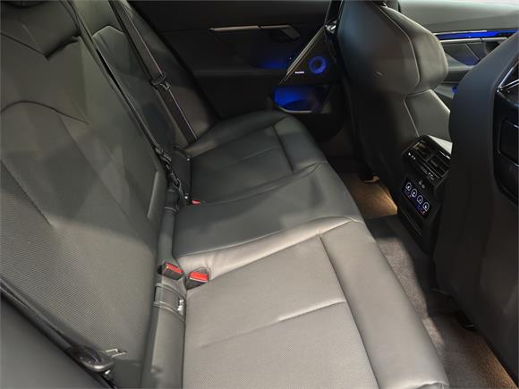 New BMW M5 PHEV