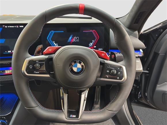 New BMW M5 PHEV