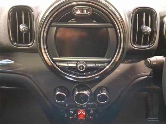 2017 MINI Countryman Cooper