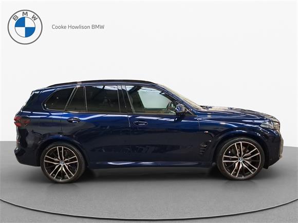 2023 BMW X5 xDrive50e M Sport Pro and Innovations Pack