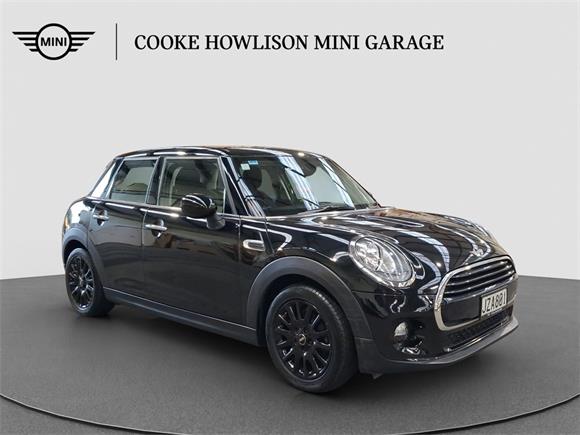 MINI Cooper 5-Door Hatch Auto SE 2016