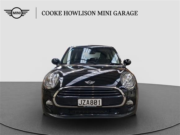 2016 MINI Cooper 5-Door Hatch Auto SE