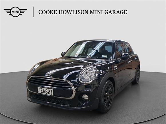 2016 MINI Cooper 5-Door Hatch Auto SE