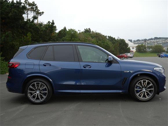 2022 BMW X5 xDrive45e iPerformance M Sport PHEV