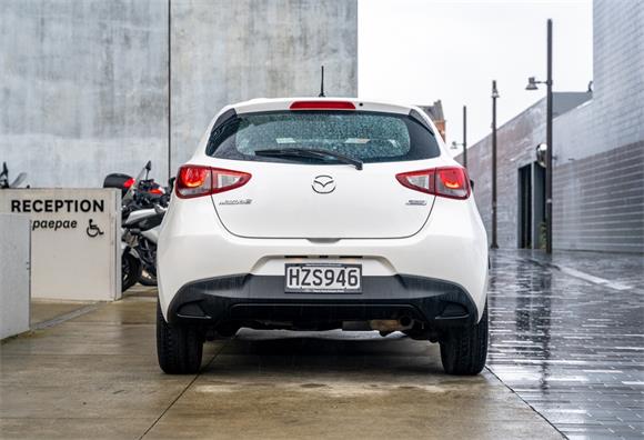 2015 Mazda 2 GLX 1.5L